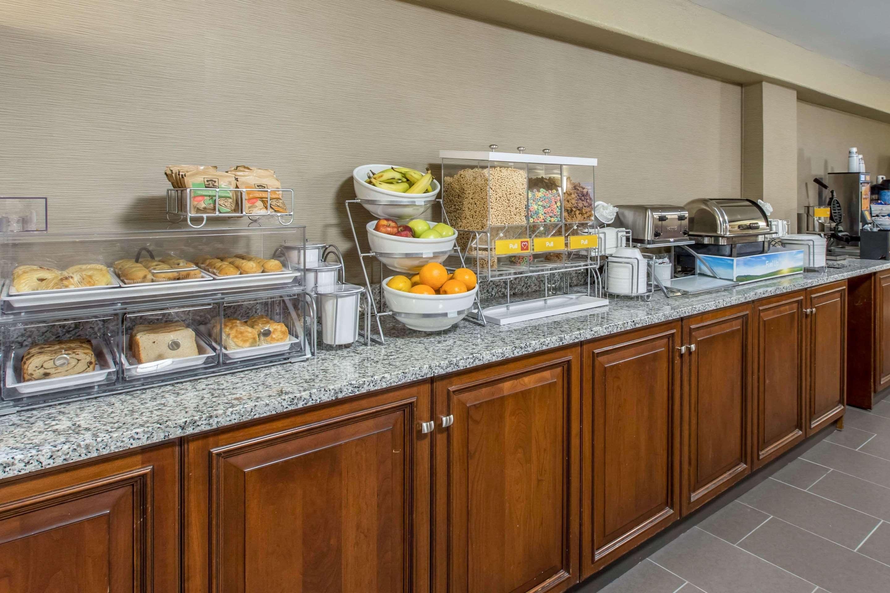 Comfort Inn & Suites Knoxville West Екстериор снимка